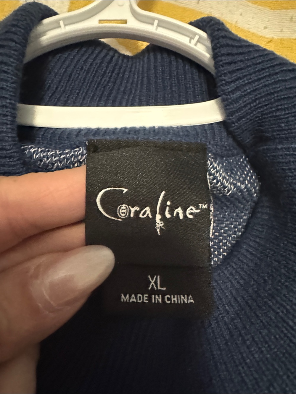 Women’s Crewneck Sweater in Navy Blue - XL